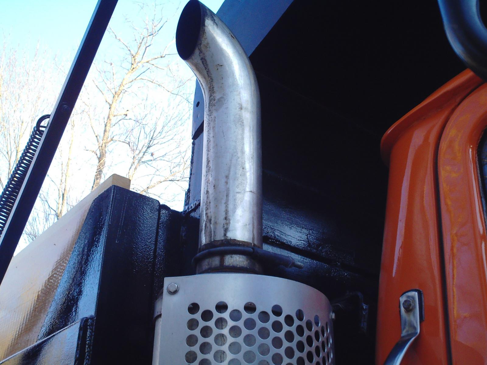truck with exhaust