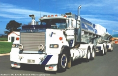 Chemical Cleaning Ltd. Mack Superliner E9-500