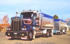 D.I.T. Kenworth T-904