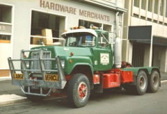 Burnetts Mack R-797 375hp V8 Thermodyne