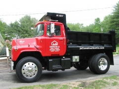 mack truck lettered pictures 008.jpg