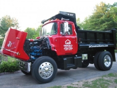 mack truck lettered pictures 003.jpg