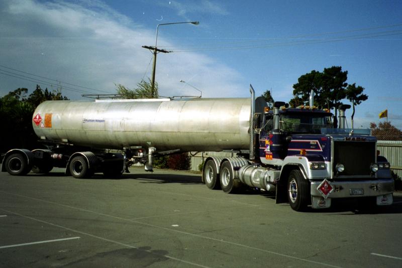 with self steer bitumen tanker
