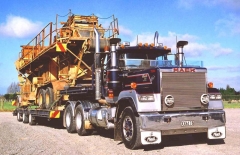 Nigel's Mack Superliner