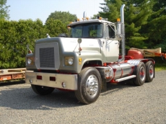 73 mack004.jpg