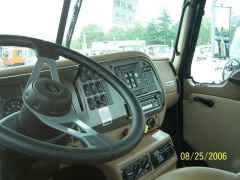 Interior of Green CV712