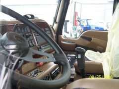 CL733 Interior.JPG