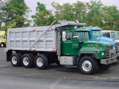 Green+Grey 2004 Mack RD Legend Dump.JPG