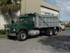 Green+Grey 2004 Mack RD Legend Dump C.jpg