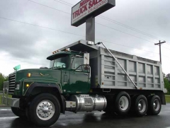 Green+Grey 2004 Mack RD Legend Dump B.jpg