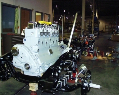 Engine-chassis front view 2006.jpg