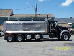 2008 Mack GU713 Dump Right Side