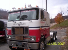 cabover1 001.JPG