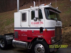 cabover1 002.JPG