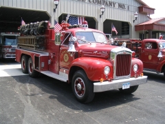 Right front 1960 Mack B85FSW