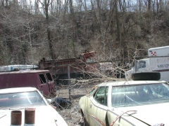 truck yard grave 032.jpg