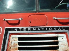 truck yard grave 065.jpg