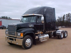 NEW PINNACLE AXL FORWARD..MY NEXT TRUCK???