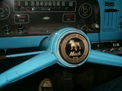 New Horn Button for Mack, Jr.
