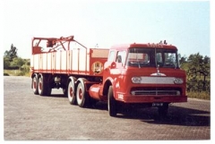 Mack N61 met stenentrailer