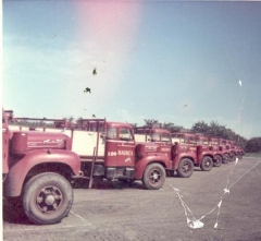 Mack B model op lijn in kekerdom ca 1962