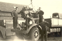 Engine changing in a Mack NR