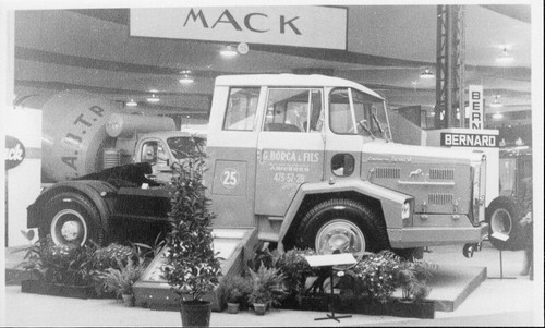 Mack 1957.jpg