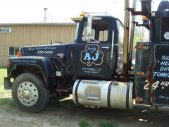 trucks 079.jpg