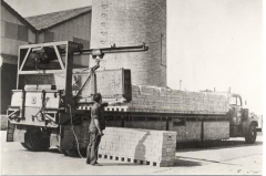 Unloading Bricks