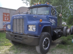 truck jeal 002.jpg