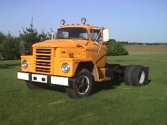 1971 Dodge C-700