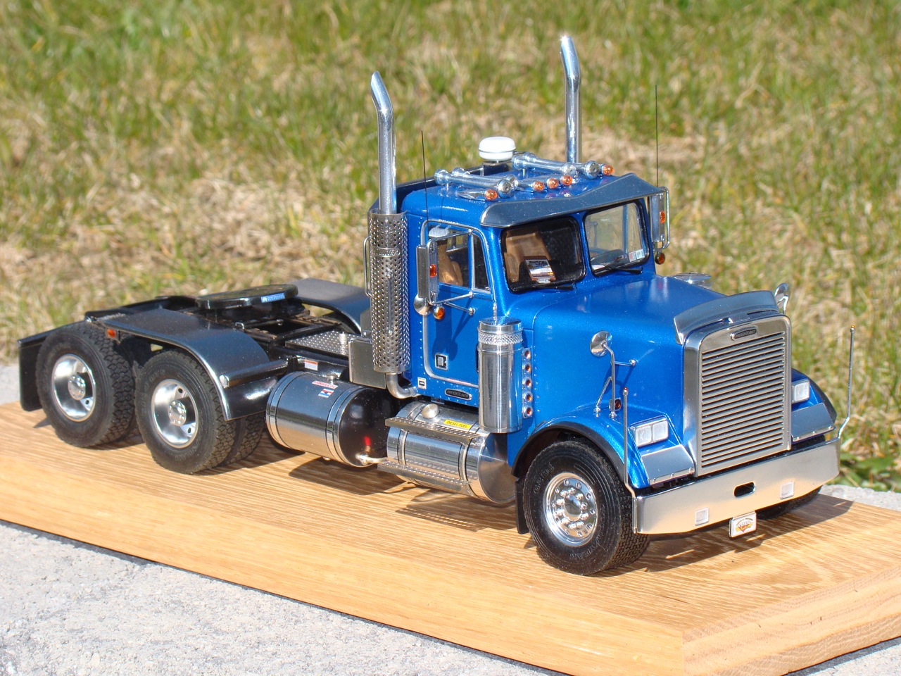 Scale Model Truck Photo's
