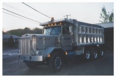 TRUCKS 008.jpg