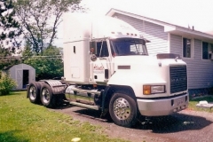 1998 Mack