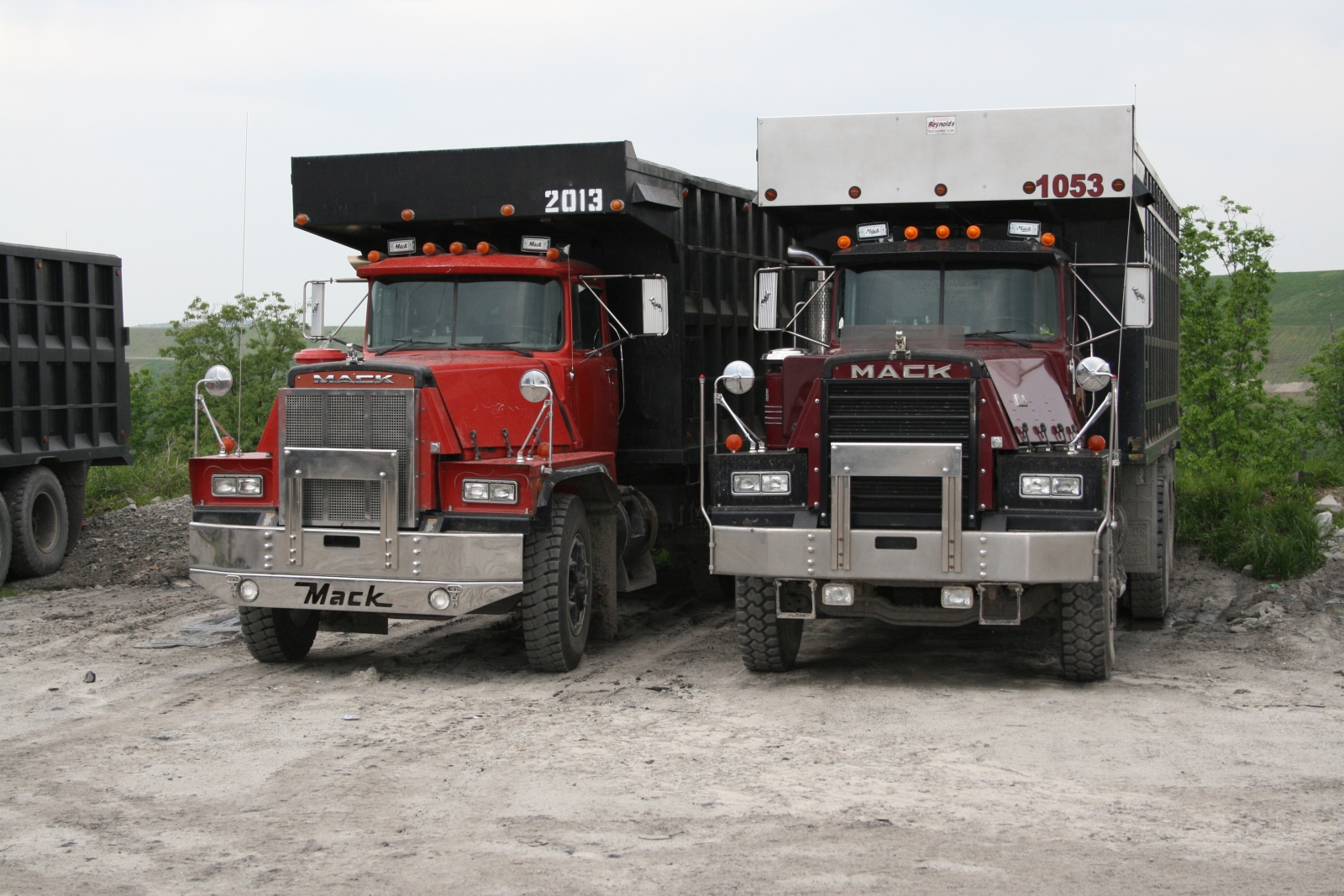 Coal Trucks 009.JPG