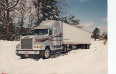 91 Freightliner.jpg