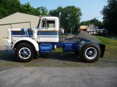 1960 Autocar DC75T