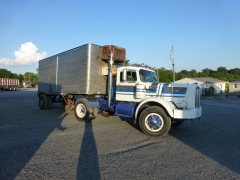 1960 Autocar DC75 with Fruehauf Reefer