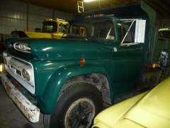 1961 Chevy C80 dump.