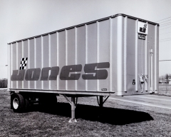 jones motor Pup Trailer