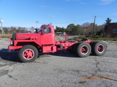 1964 B87 Tractor