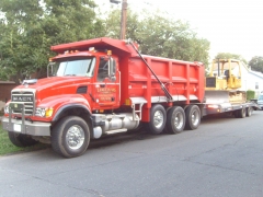 05 mack tri-axle