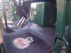 B 81 Mack Floor Mat