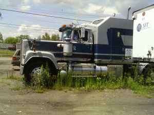 mack superliner