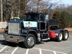 Suns out trucks out