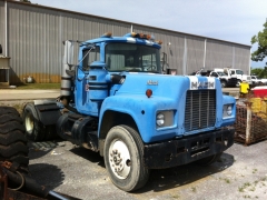 1985 MACK R686T 1