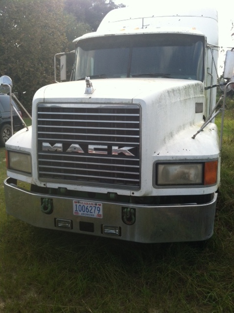 1999 Mack CH613 04