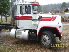 1985 Mack R688ST 006