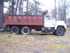 1985 Mack R686ST Tandem Dump 004