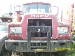 1976 Mack R685ST 007